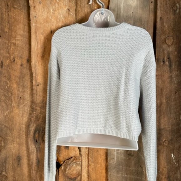 Abound Dusty Blue Cropped Sweater - Size Medium - Picture 7 of 11